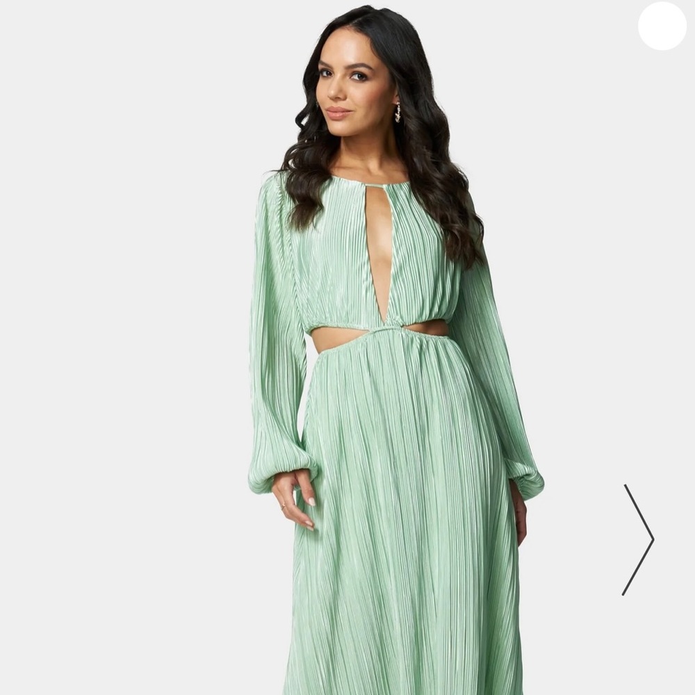 Open back maxi formal dress
